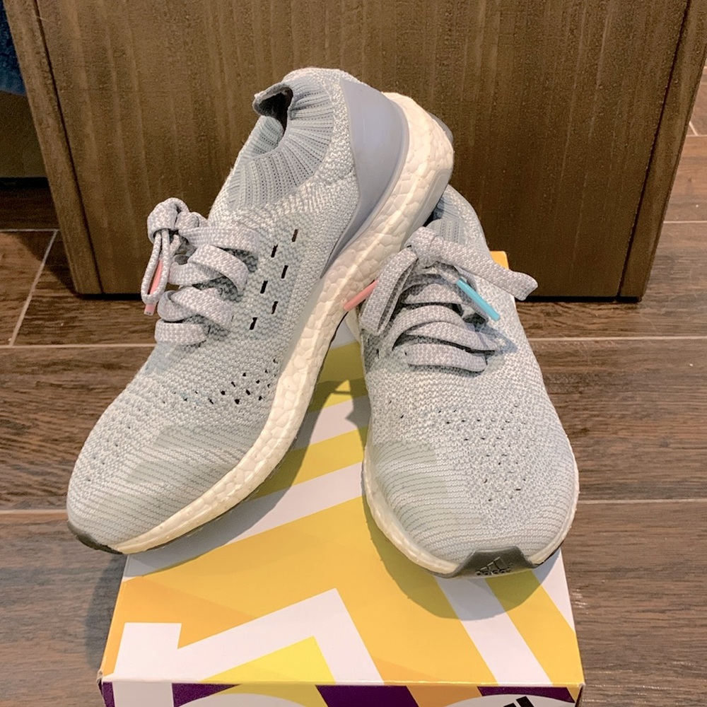 Adidas WMN Ultra Boost Uncaged Running Shoes US5.5 Light Grey/Baby Blue & Pink